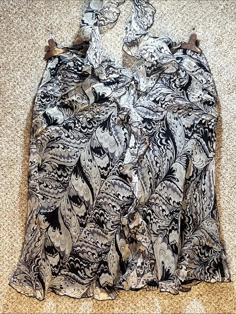 Spenser Jeremy Black and Gray Print Halter Top